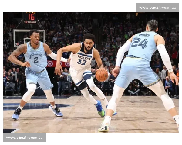 NBA实时直播比分更新，精彩比赛不断，球迷必看赛事数据和比分动态一网打尽